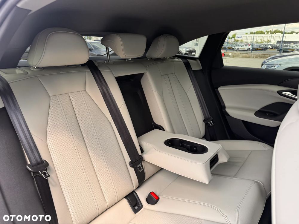 Audi A6 Sportback e-tron 83kWh - 32