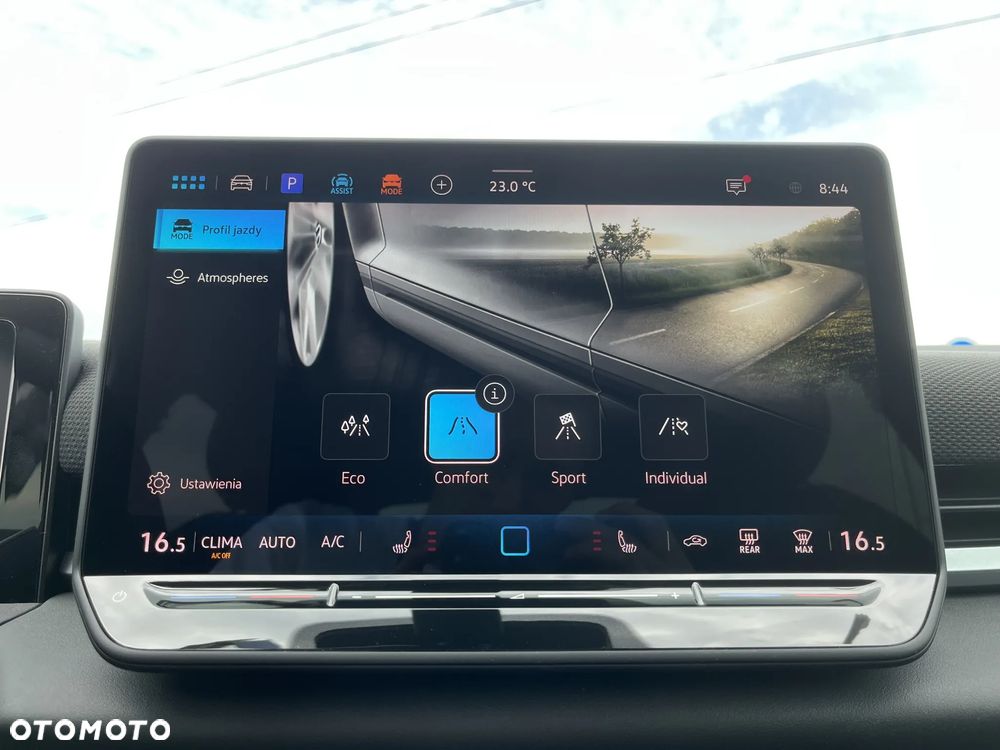 Volkswagen T-Roc 1.5 eTSI Style DSG - 33