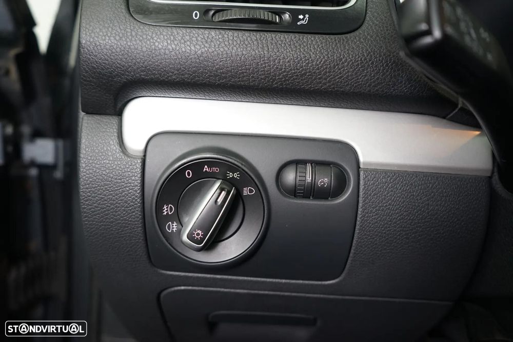 VW Golf Variant 1.6 TDi 4Motion BlueMotion Comfortline - 22