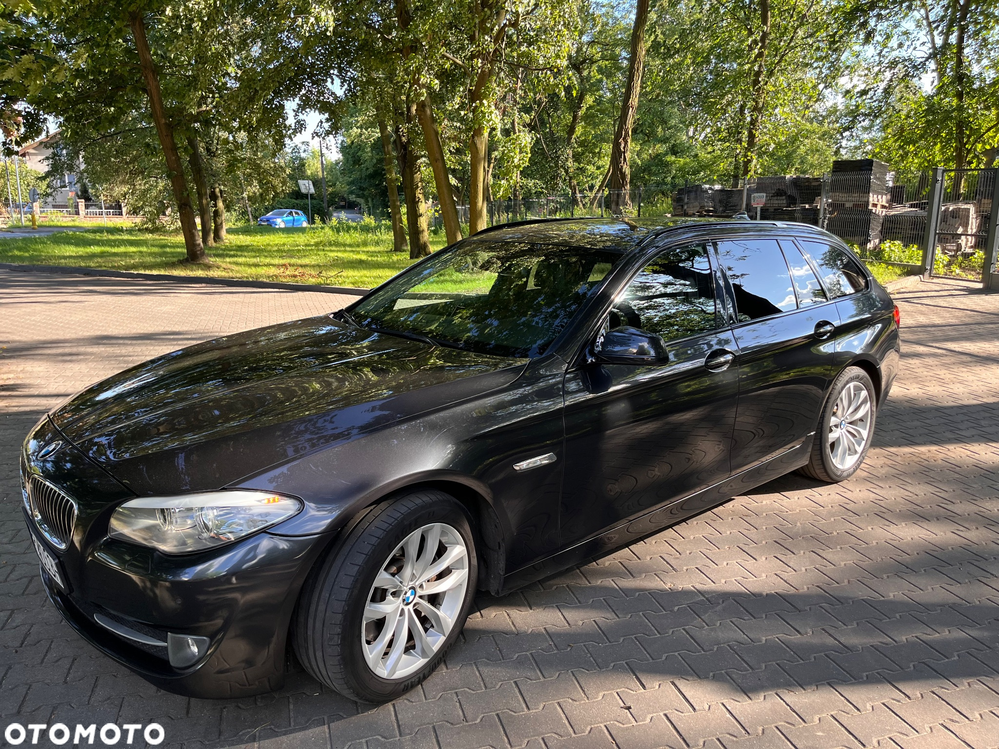 BMW Seria 5 525d Touring - 3