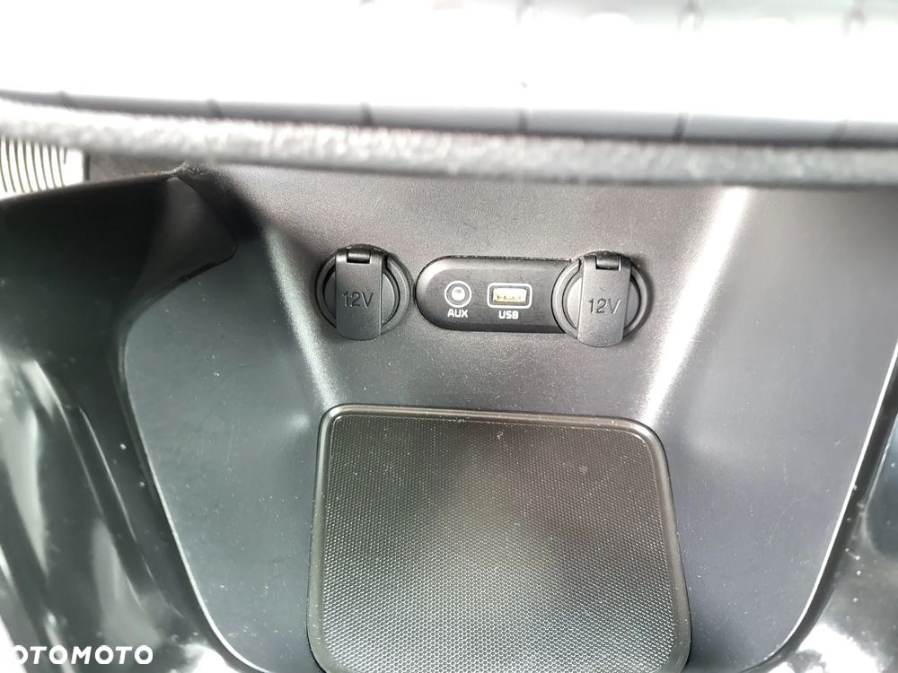 Kia Ceed 1.6 GDI L Business Line DCT - 23