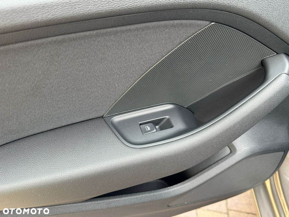 Audi A3 Sportback 2.0 TDI design - 10