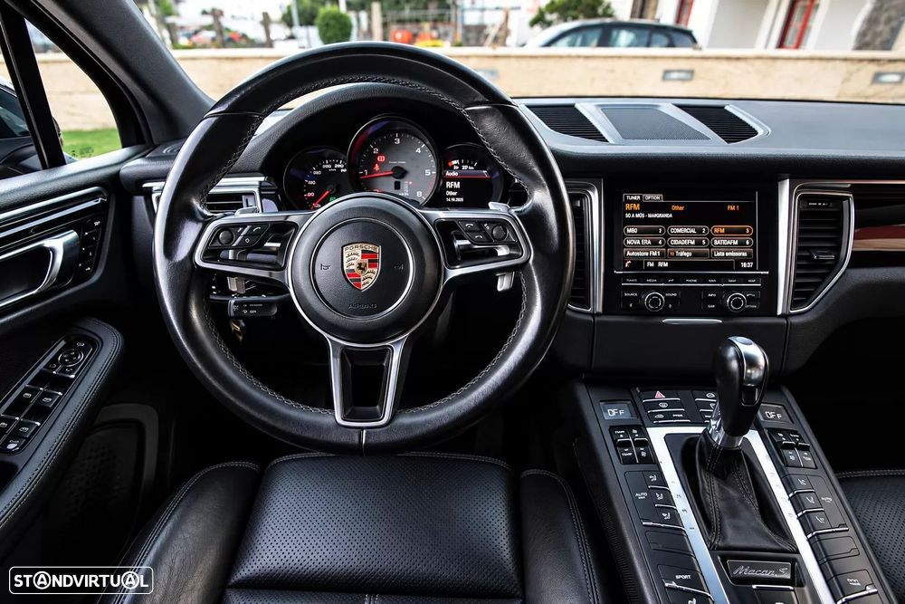 Porsche Macan S - 22