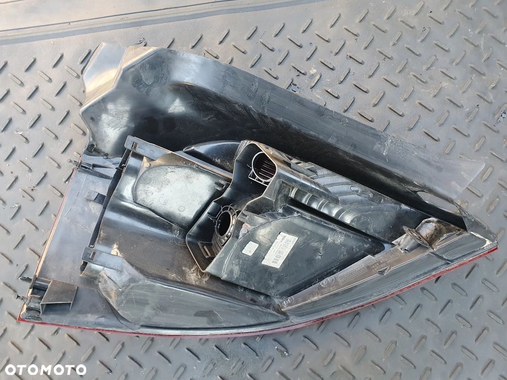 RENAULT MEGANE II LAMPA PRAWY TYŁ PRAWA TYLNA 8200073237 - 2