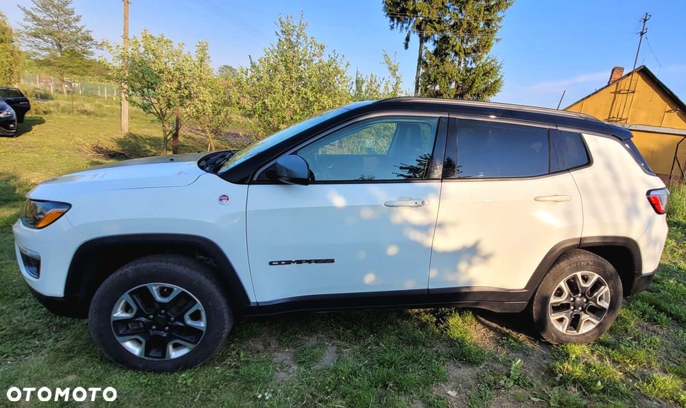 Jeep Compass - 13
