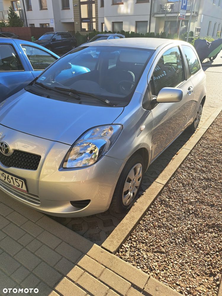 Toyota Yaris - 2