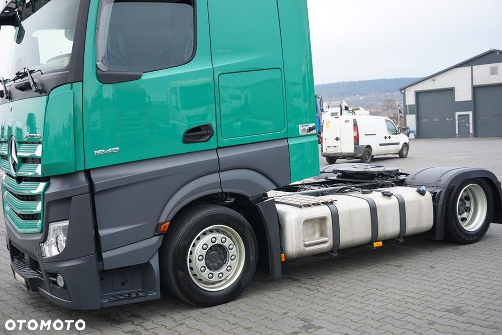 Mercedes-Benz ACTROS / 1845 / E 6 / MP 5 / ACC / MEGA / LOW DECK / RETARDER - 32