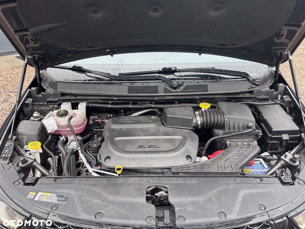 Chrysler Pacifica - 38