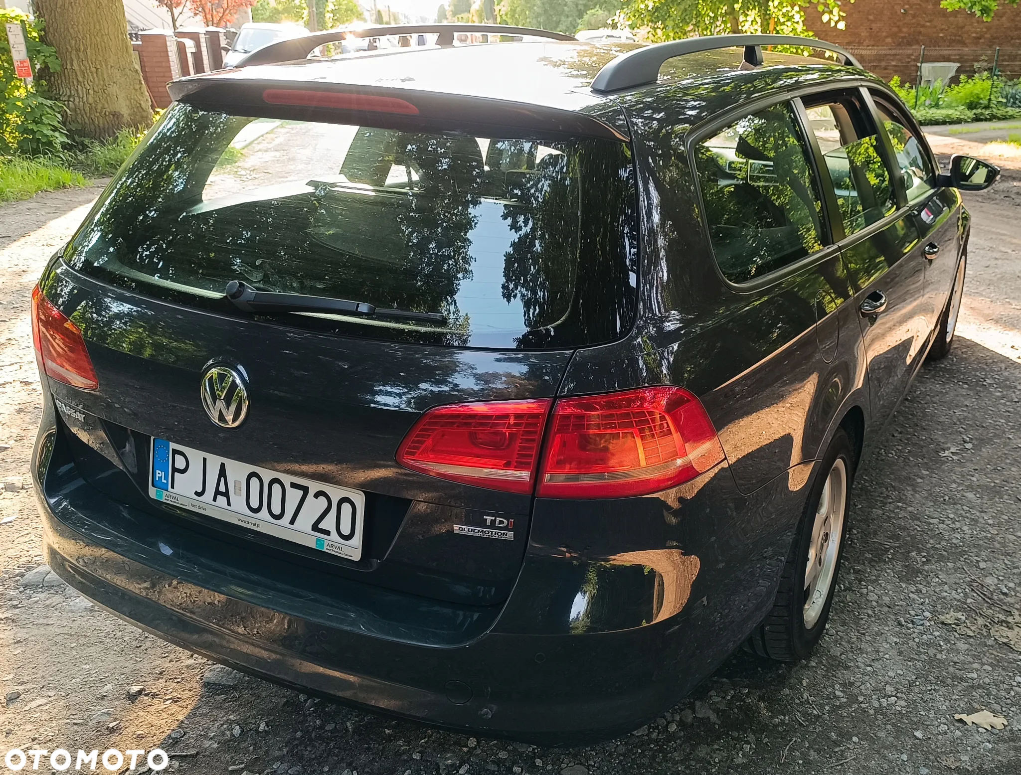 Volkswagen Passat 1.6 TDI Trendline - 9