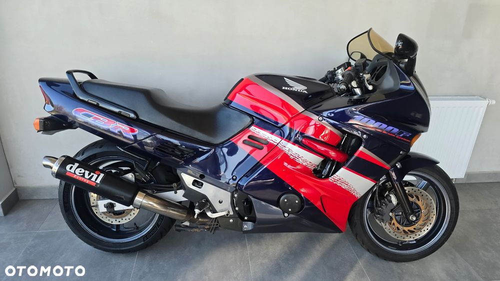 Honda CBR - 35
