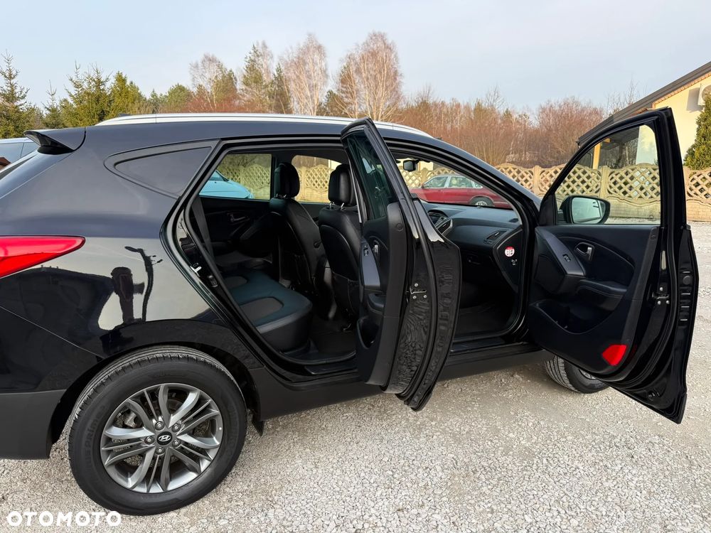 Hyundai ix35 1.6 2WD Fifa World Cup Edition - 33