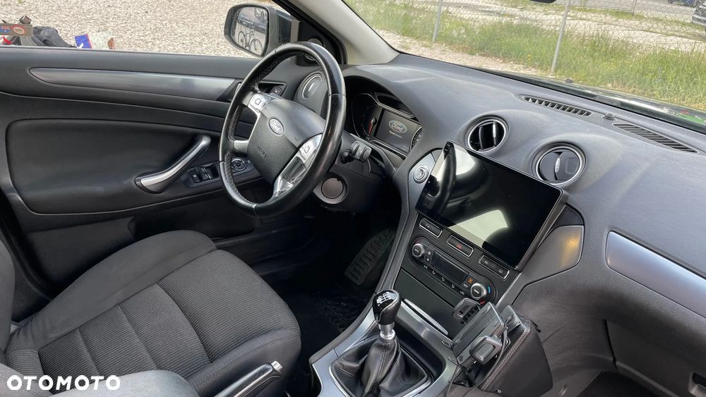 Ford Mondeo 2.0 TDCi Titanium - 29