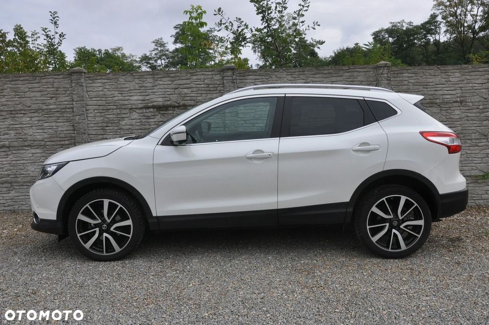 Nissan Qashqai - 2