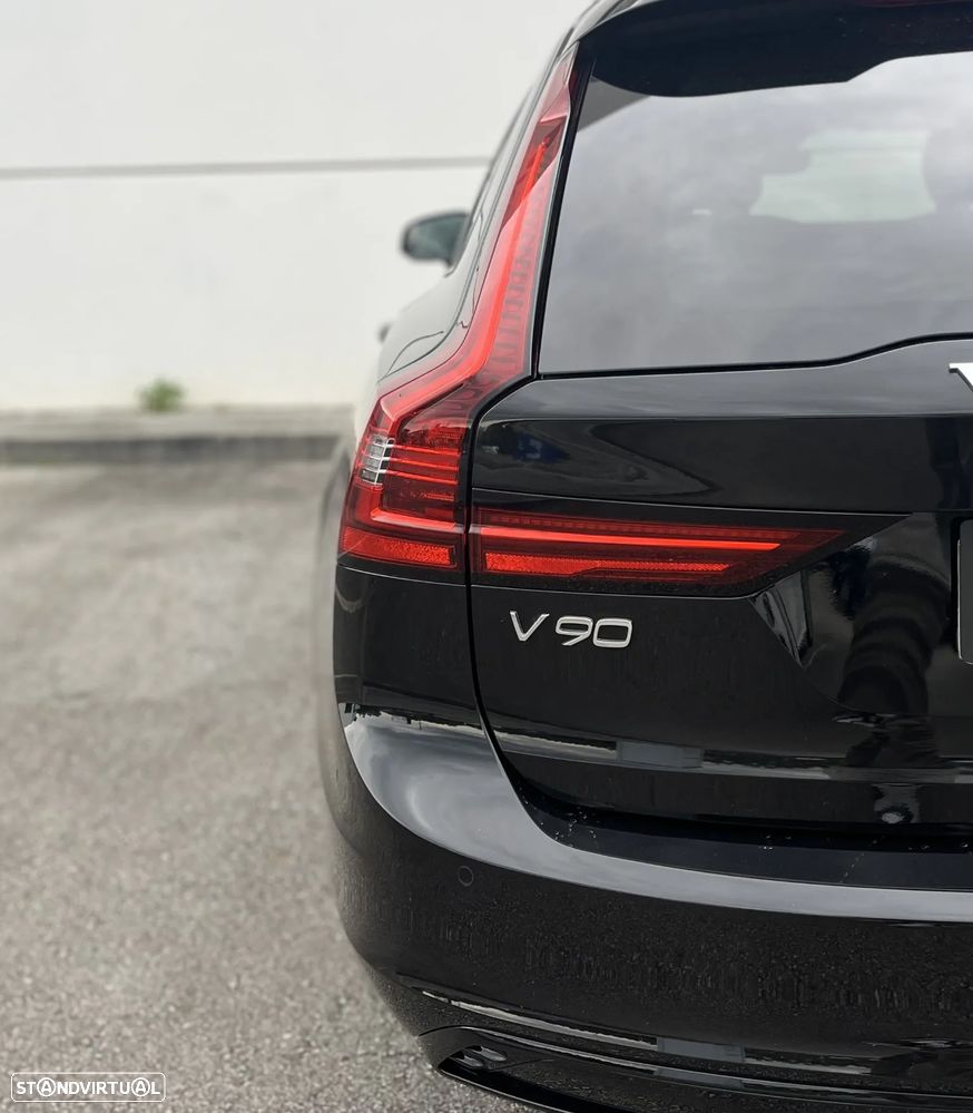 Volvo V90 2.0 T6 PHEV Plus Dark AWD - 10