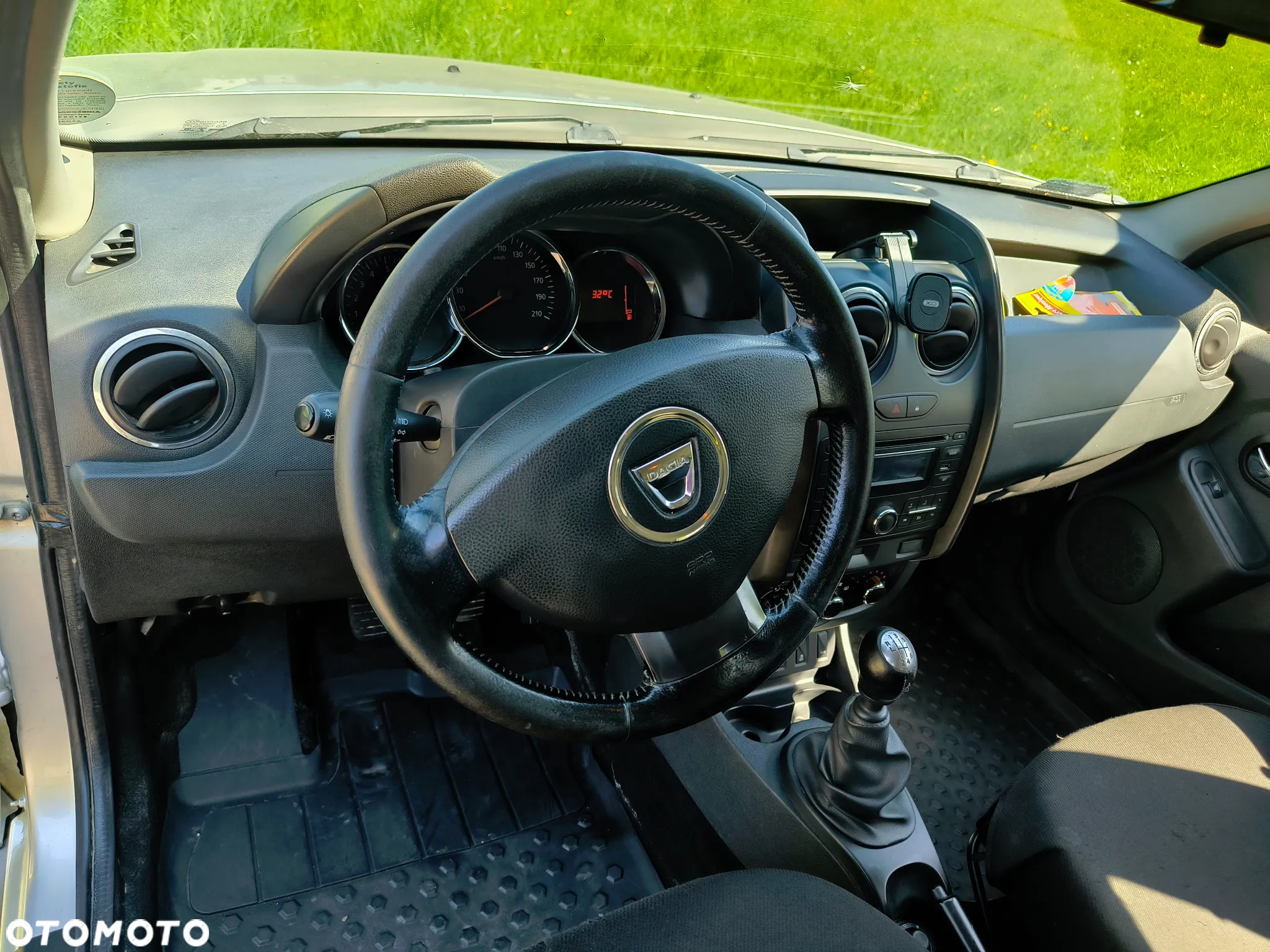 Dacia Duster 1.5 dCi Blackstorm 4x4 - 6