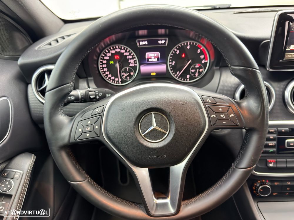 Mercedes-Benz A 180 d BlueEFFICIENCY Edition - 26