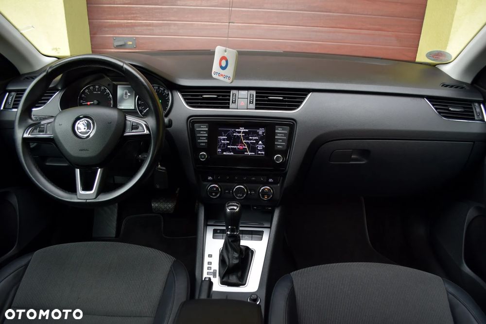 Skoda Octavia 1.6 TDI DPF DSG Elegance - 13