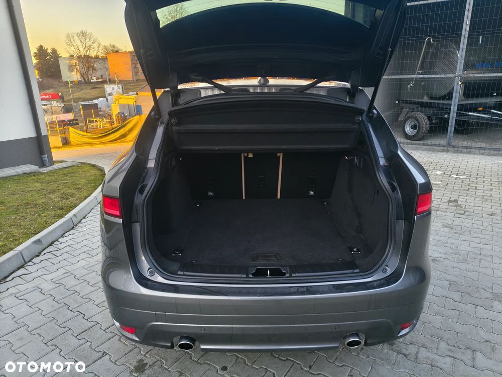 Jaguar F-Pace 2.0 i4D AWD Prestige - 13