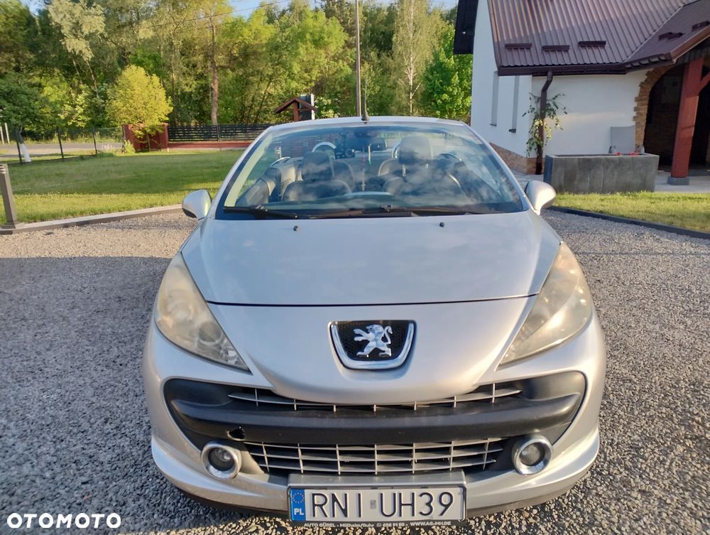 Peugeot 207 CC - 1