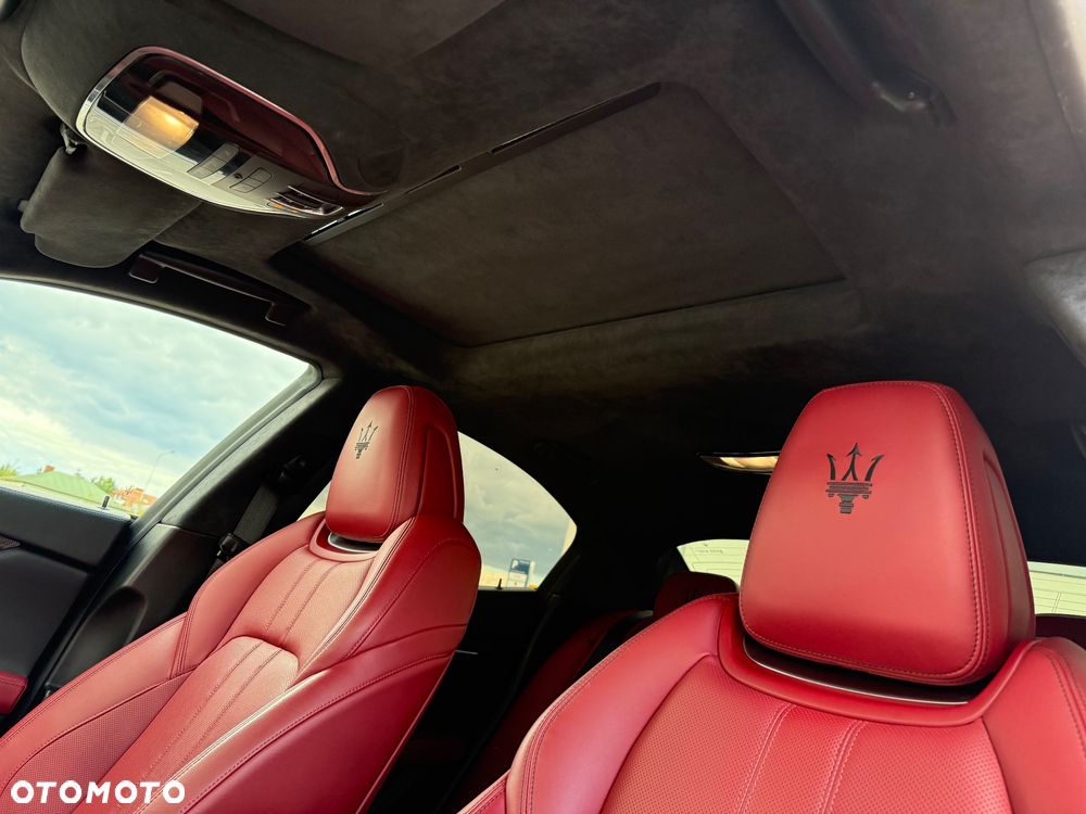 Maserati Ghibli S Q4 GranSport - 29