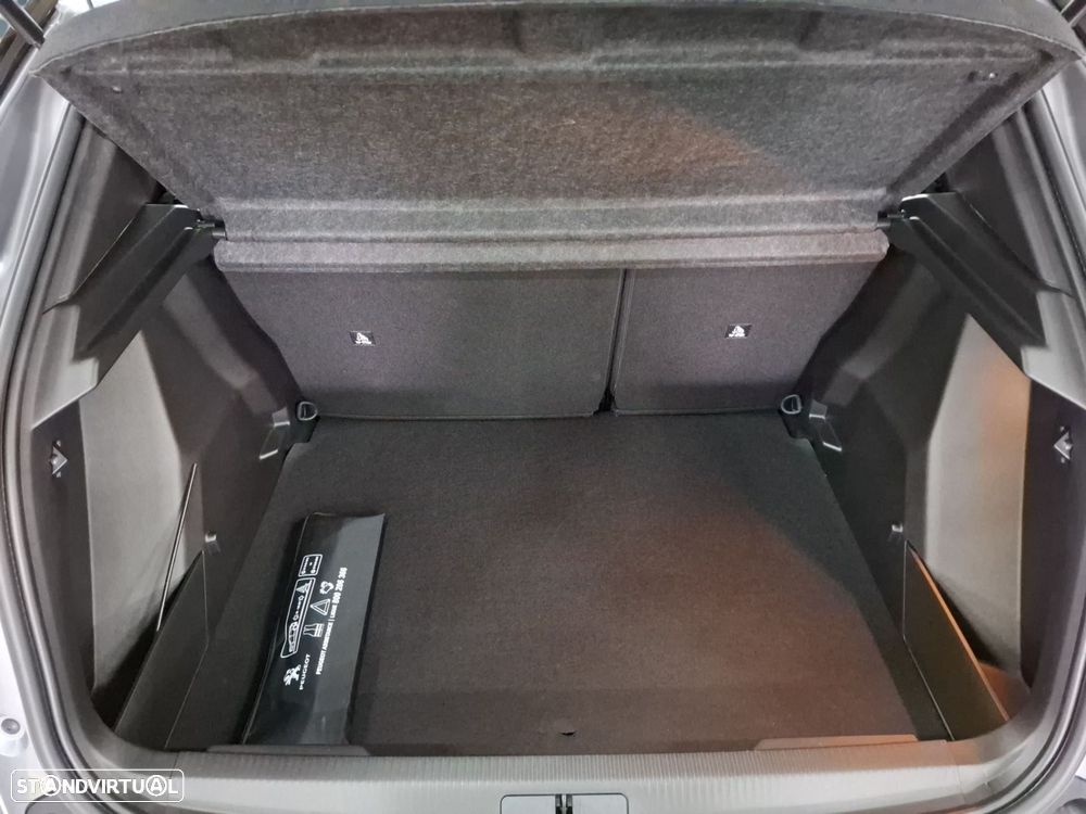 Peugeot 2008 1.2 Hybrid Allure e-DCS6 - 22