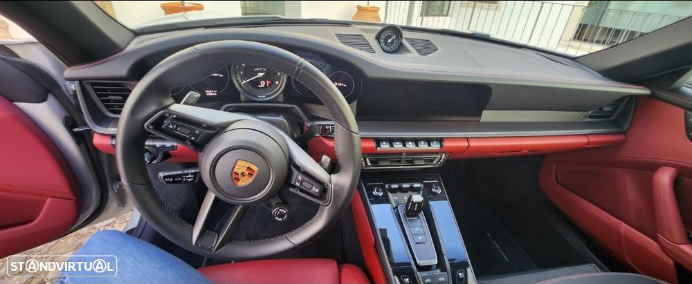 Porsche 911 (992) - 7