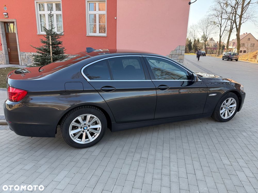 BMW Seria 5 - 10