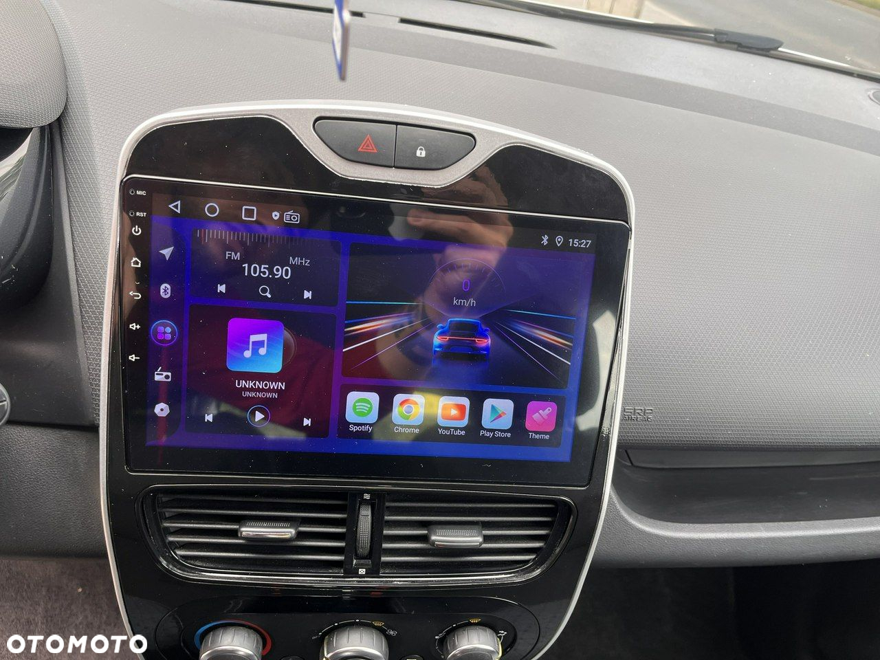 Renault Clio - 18