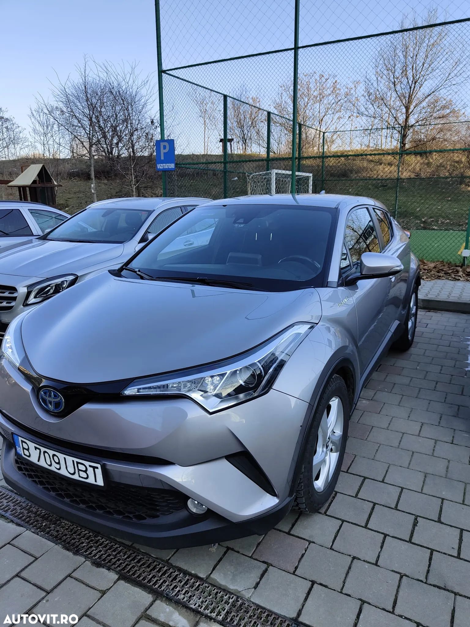 Toyota C-HR 1.8 HSD 4x2 CVT C-lassy LED - 1