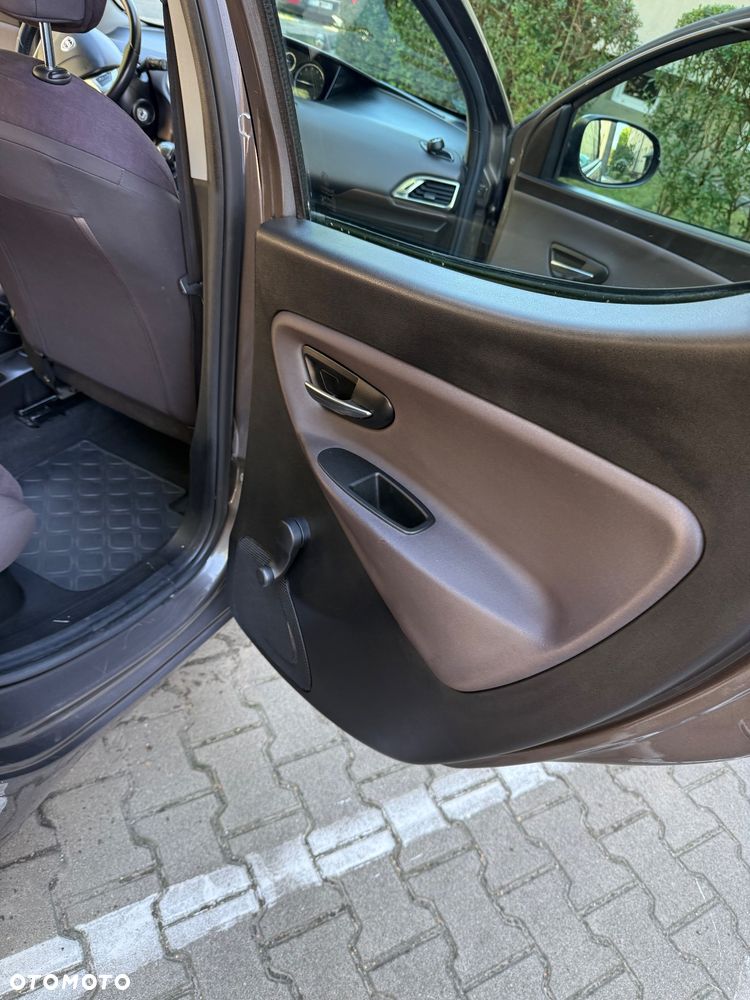Lancia Ypsilon 1.2 8V Silver S&S - 22