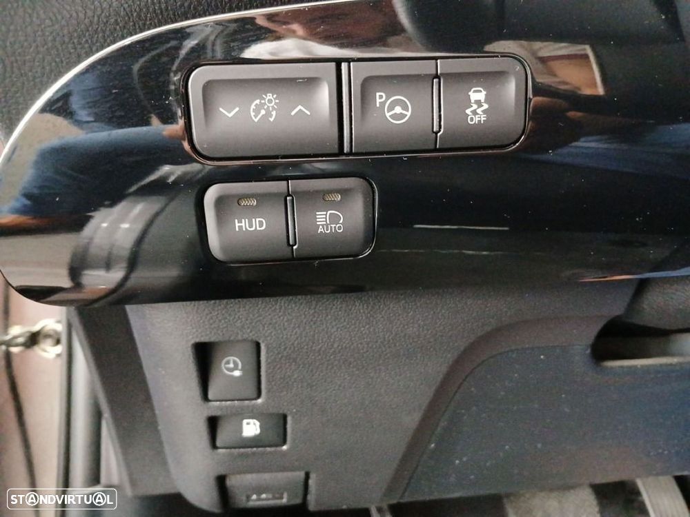 Toyota Prius - 15