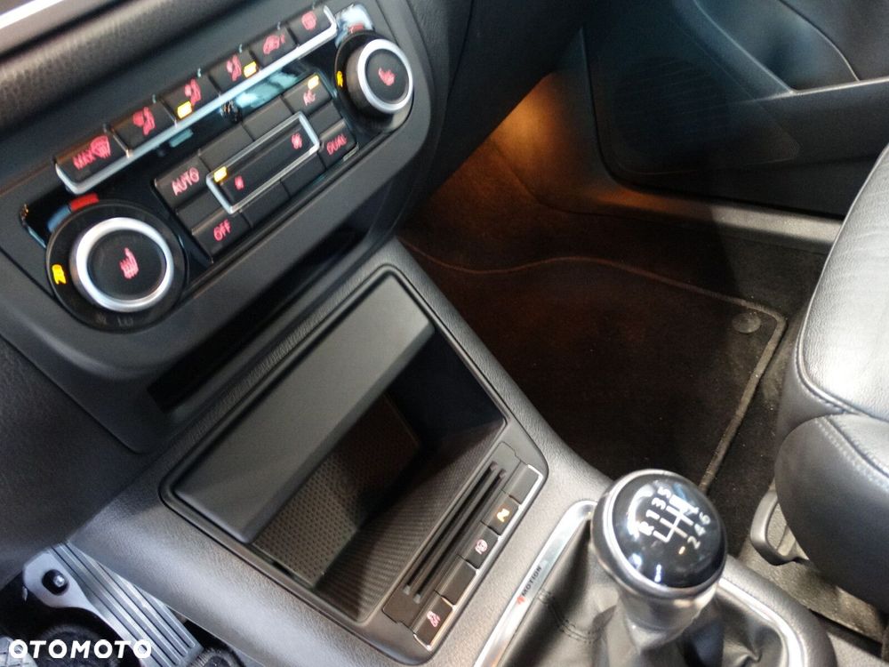 Volkswagen Tiguan 2.0 TSI 4Mot Sport&Style - 28