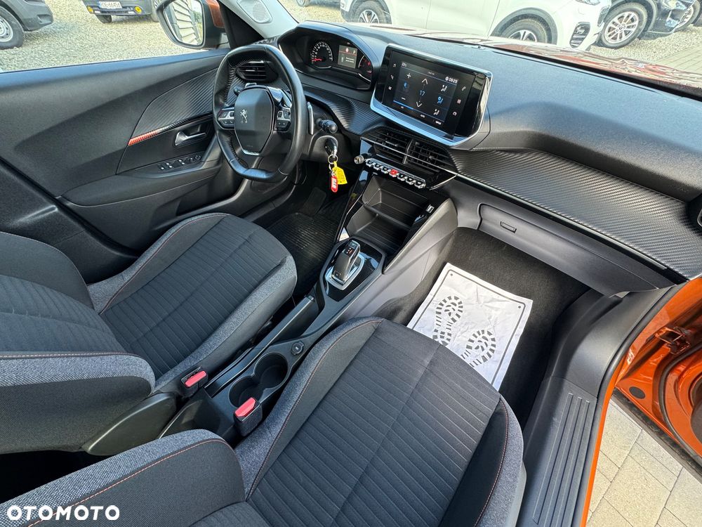 Peugeot 2008 1.2 PureTech Active S&S EAT8 - 23
