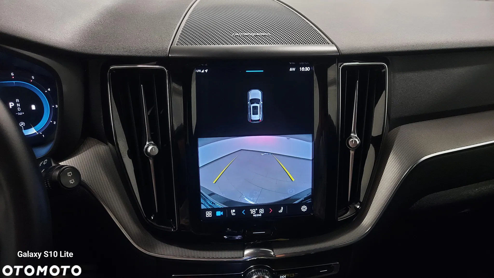 Volvo XC 60 B4 D Plus Dark - 9