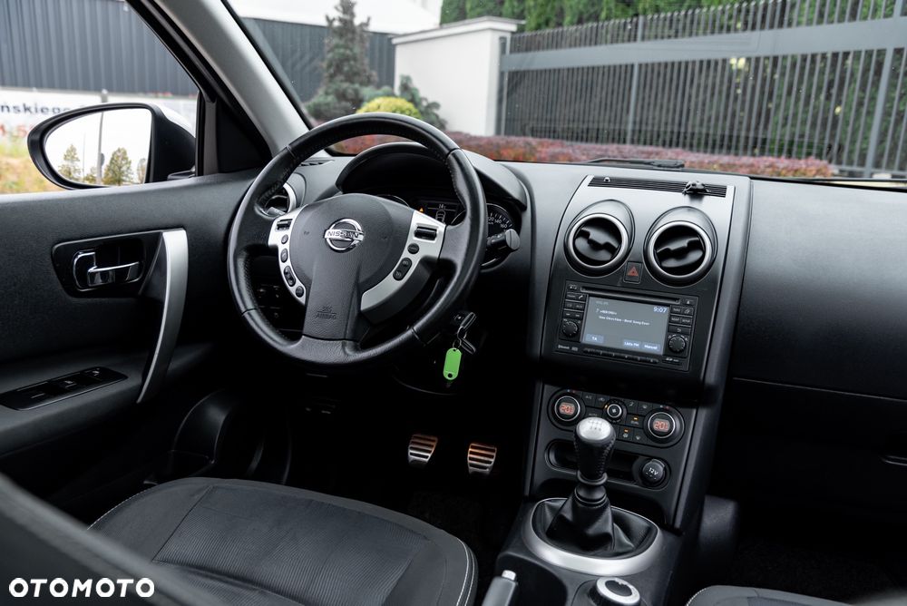 Nissan Qashqai 2.0 4x4 Tekna - 25