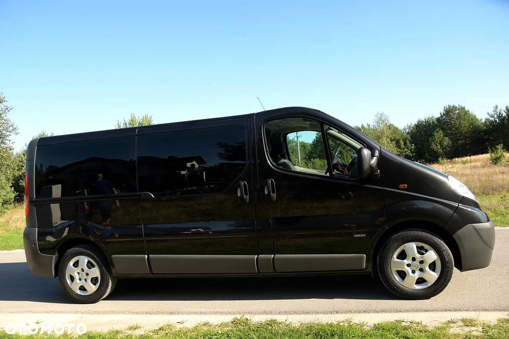 Opel Vivaro - 10