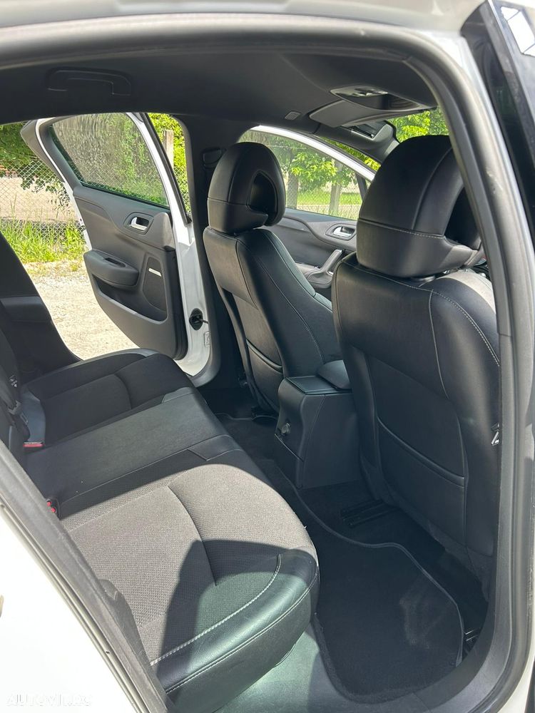 Citroën DS4 e-HDi 115 ETG6 SoChic - 6