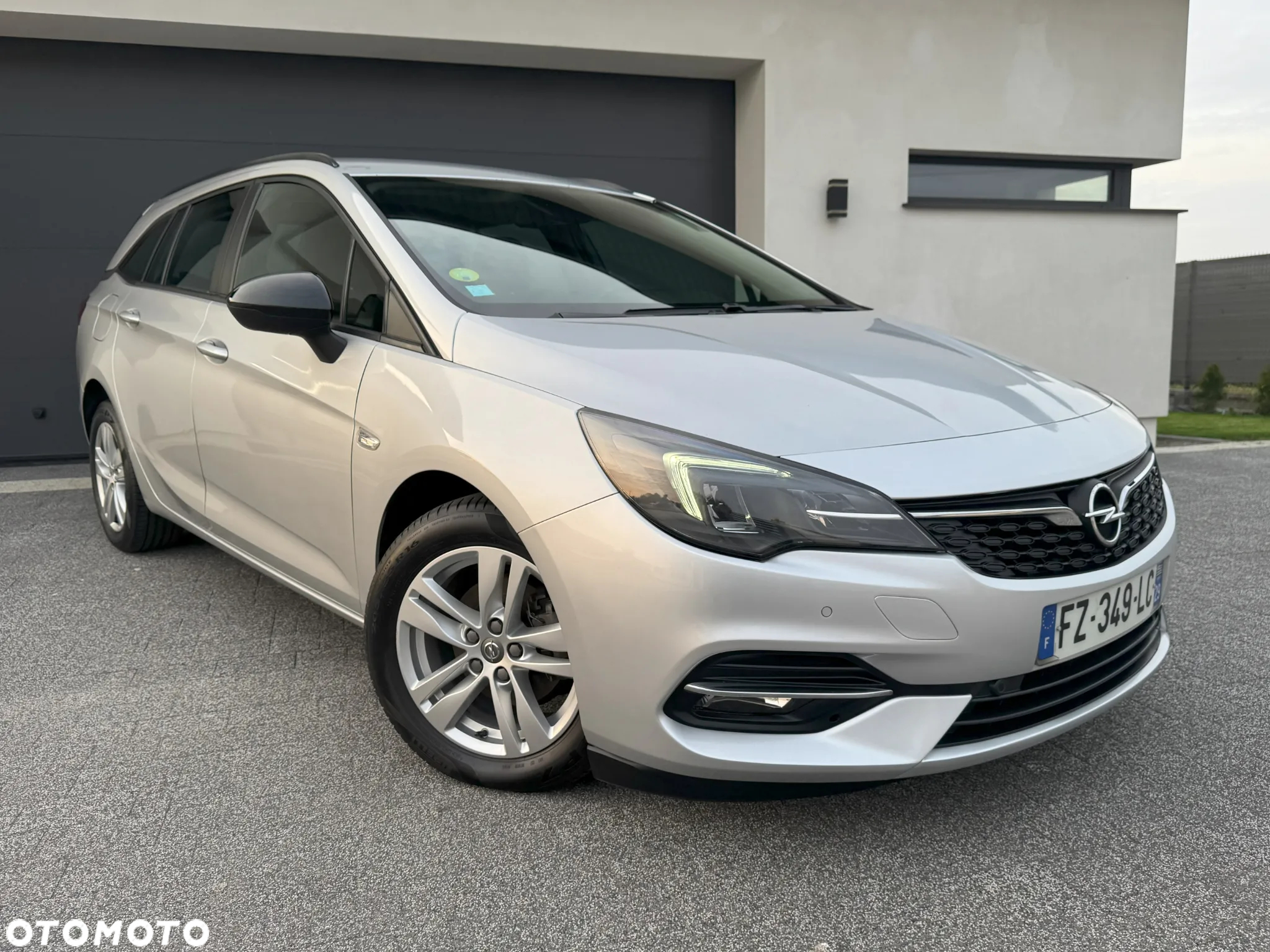 Opel Astra V 1.5 CDTI Edition S&S - 8