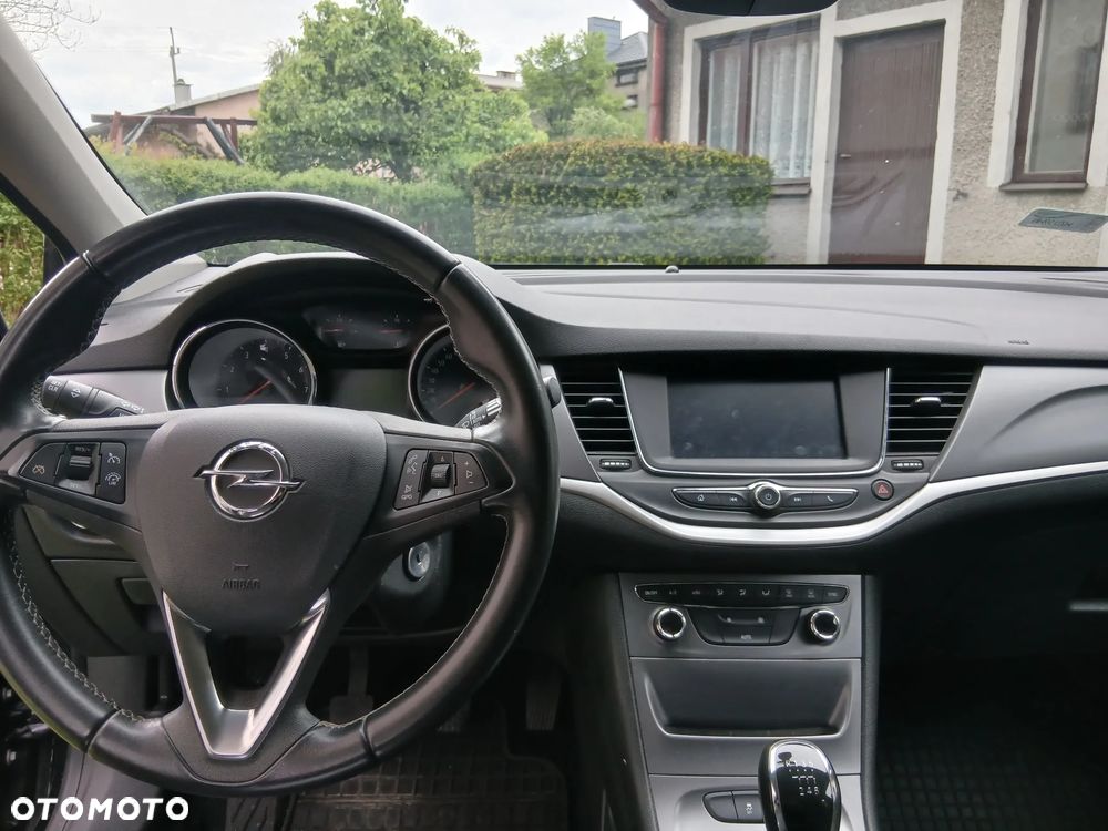 Opel Astra 1.4 T Enjoy - 8