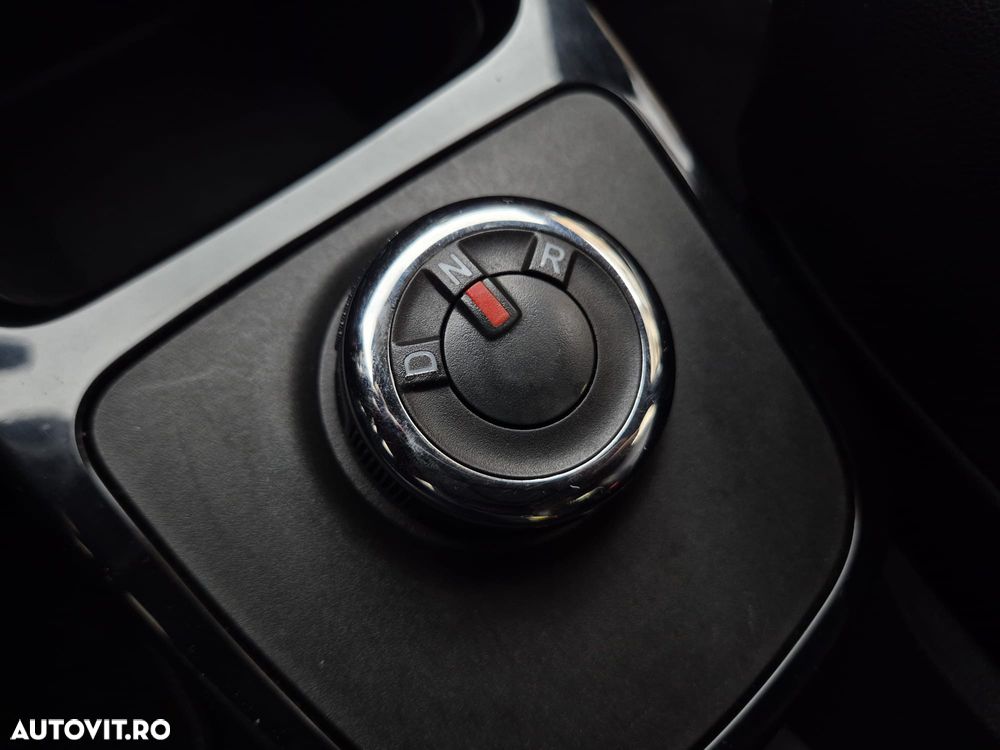 Dacia Spring Comfort Plus - 25