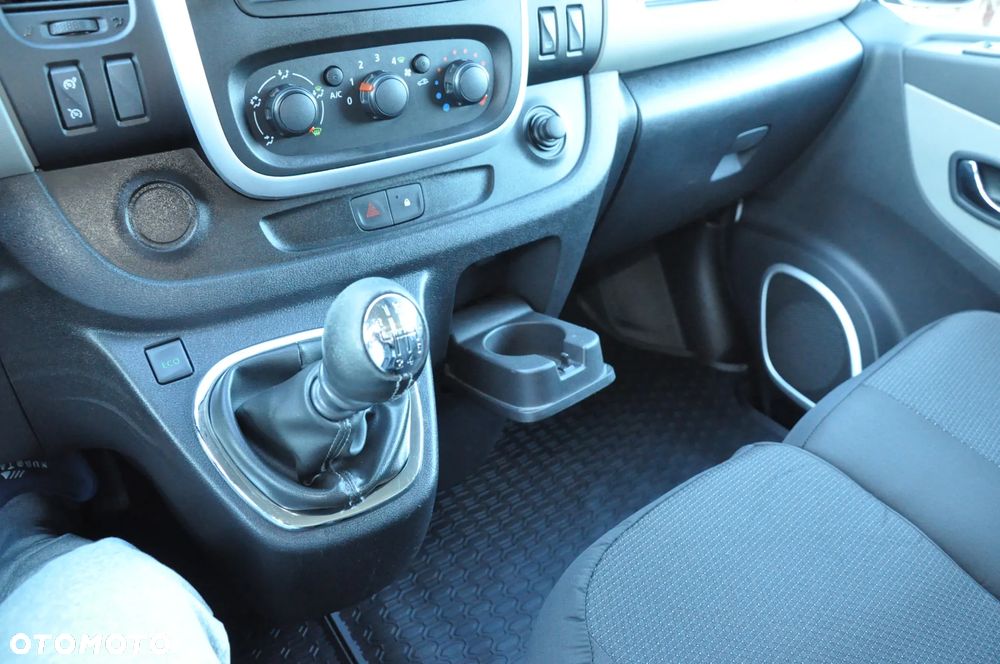 Renault TRAFFIC - 11