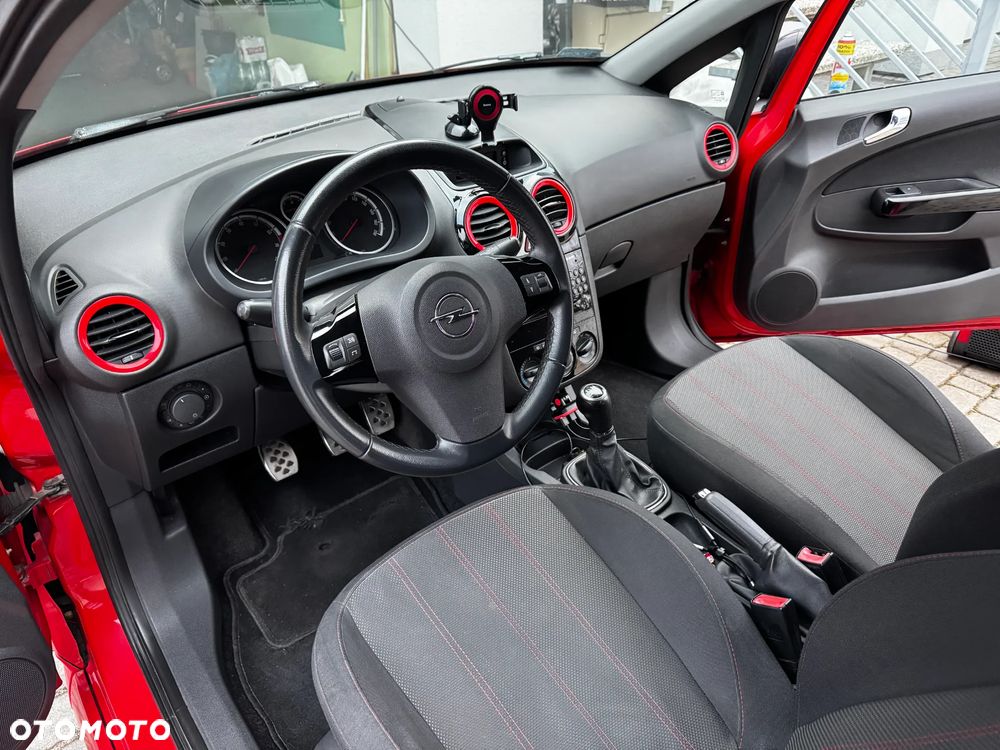 Opel Corsa 1.4 16V Sport - 8