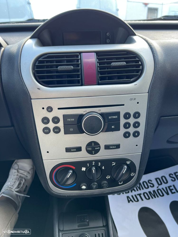 Opel Corsa 1.3 CDTi Enjoy - 25