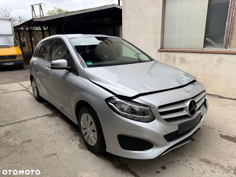 Mercedes-Benz Klasa B 180 (BlueEFFICIENCY) 7G-DCT - 3