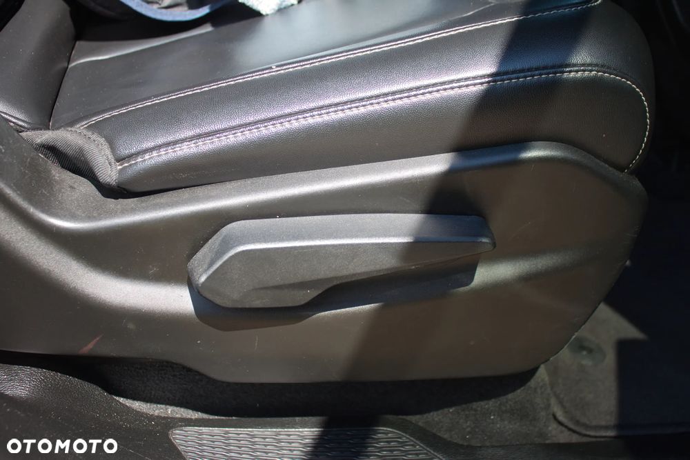 Jeep Grand Cherokee - 27