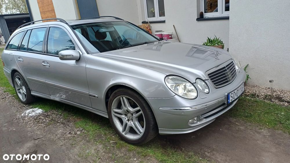 Mercedes-Benz Klasa E 500 Avantgarde Sport Edition - 3