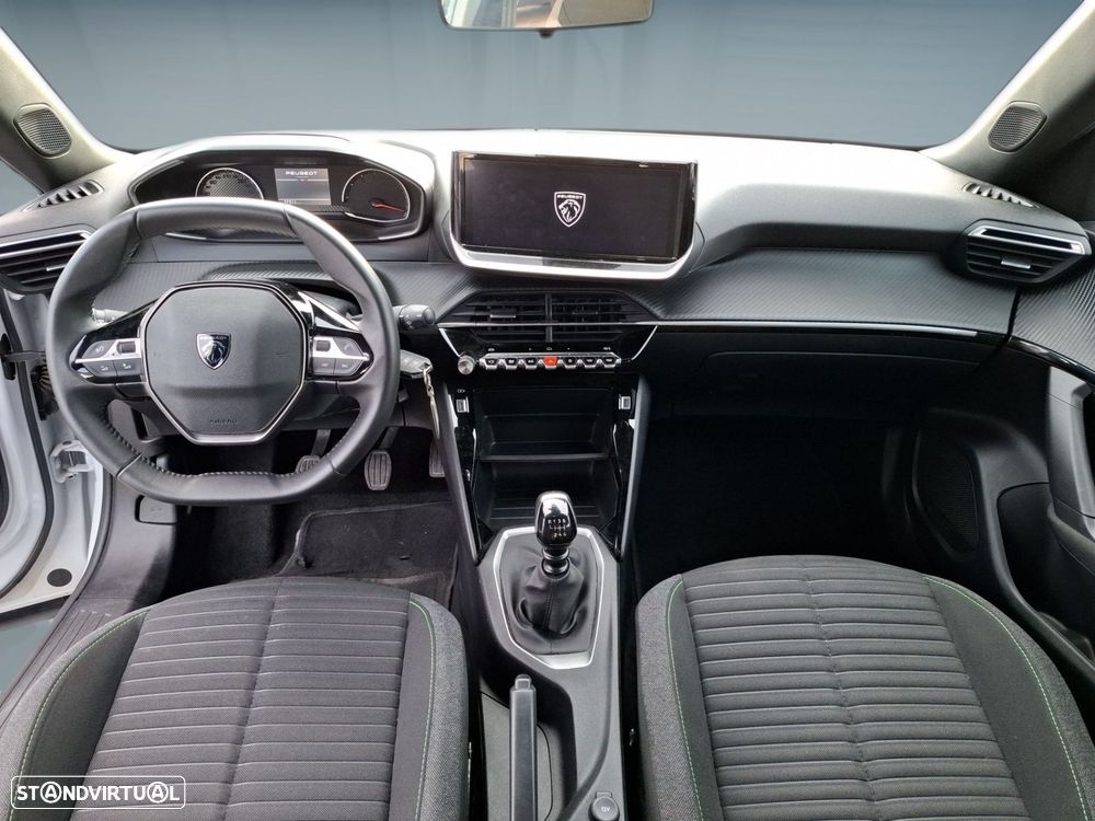 Peugeot 2008 1.2 PureTech Active — fotografia 12