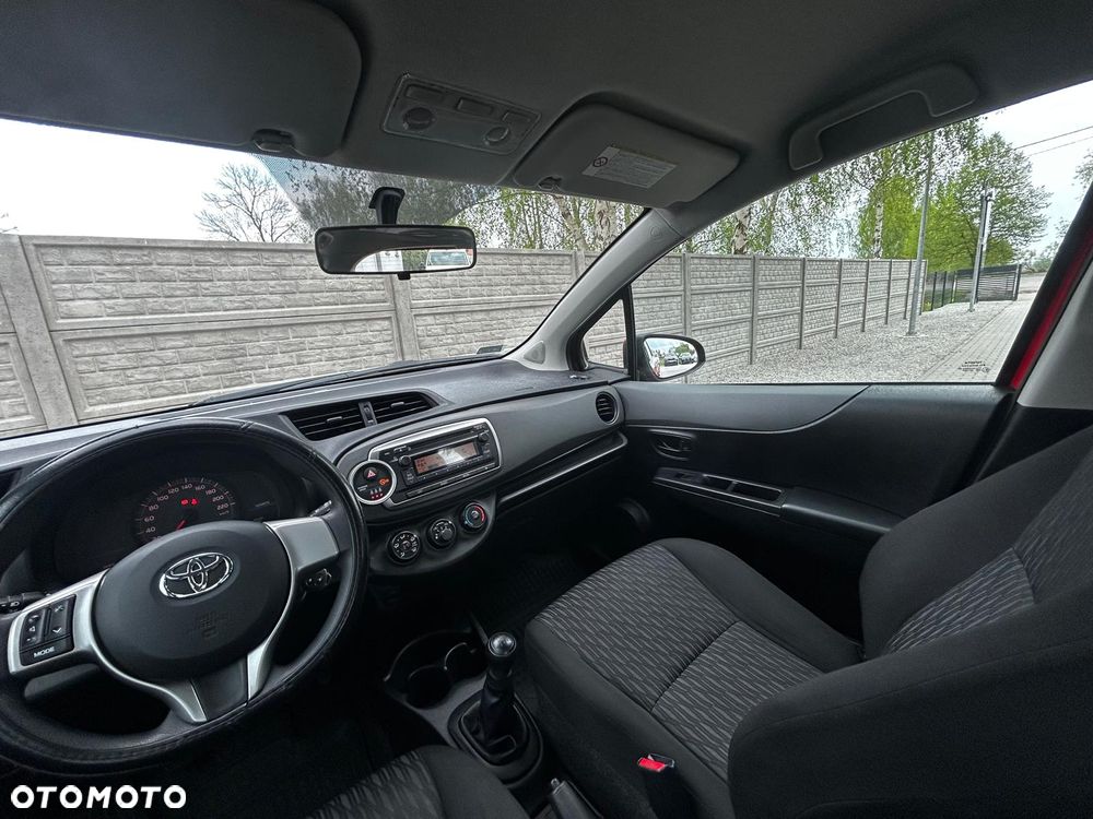 Toyota Yaris - 14