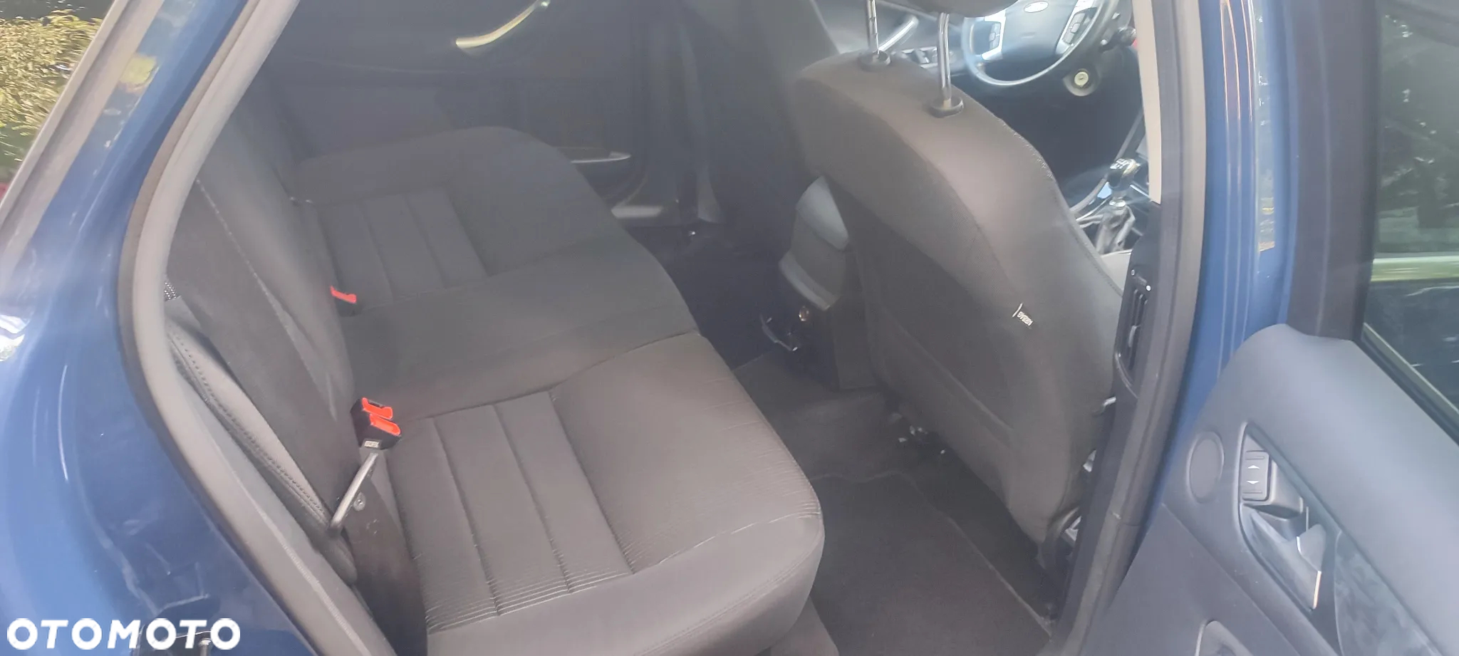 Ford Mondeo 1.6 T Ghia - 13