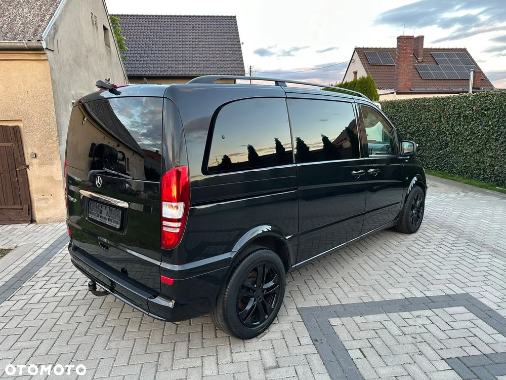 Mercedes-Benz Viano 2012 photo 5